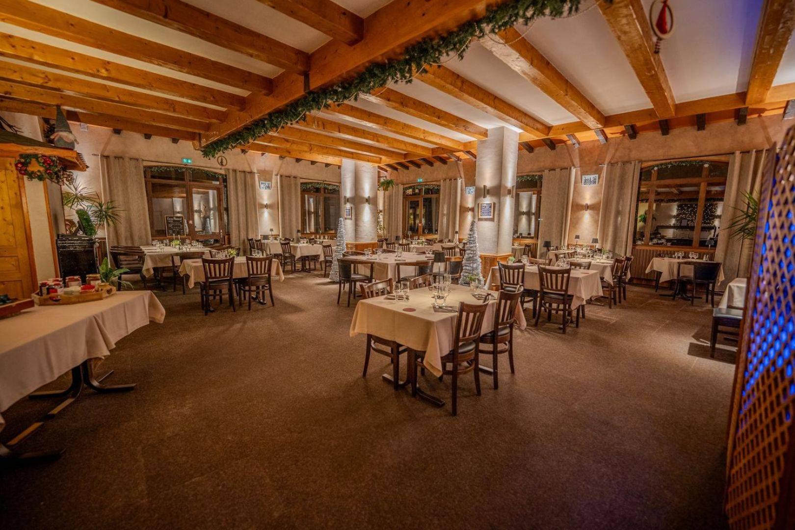 Hotel Du Centre Valloire Eksteriør billede